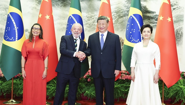 习近平同巴西总统卢拉会谈